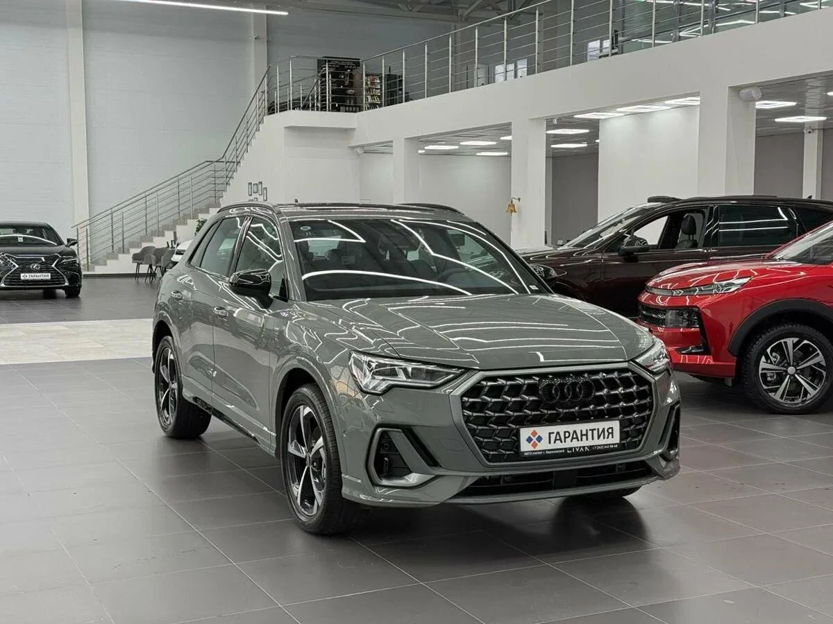 Audi Q3 II (F3)