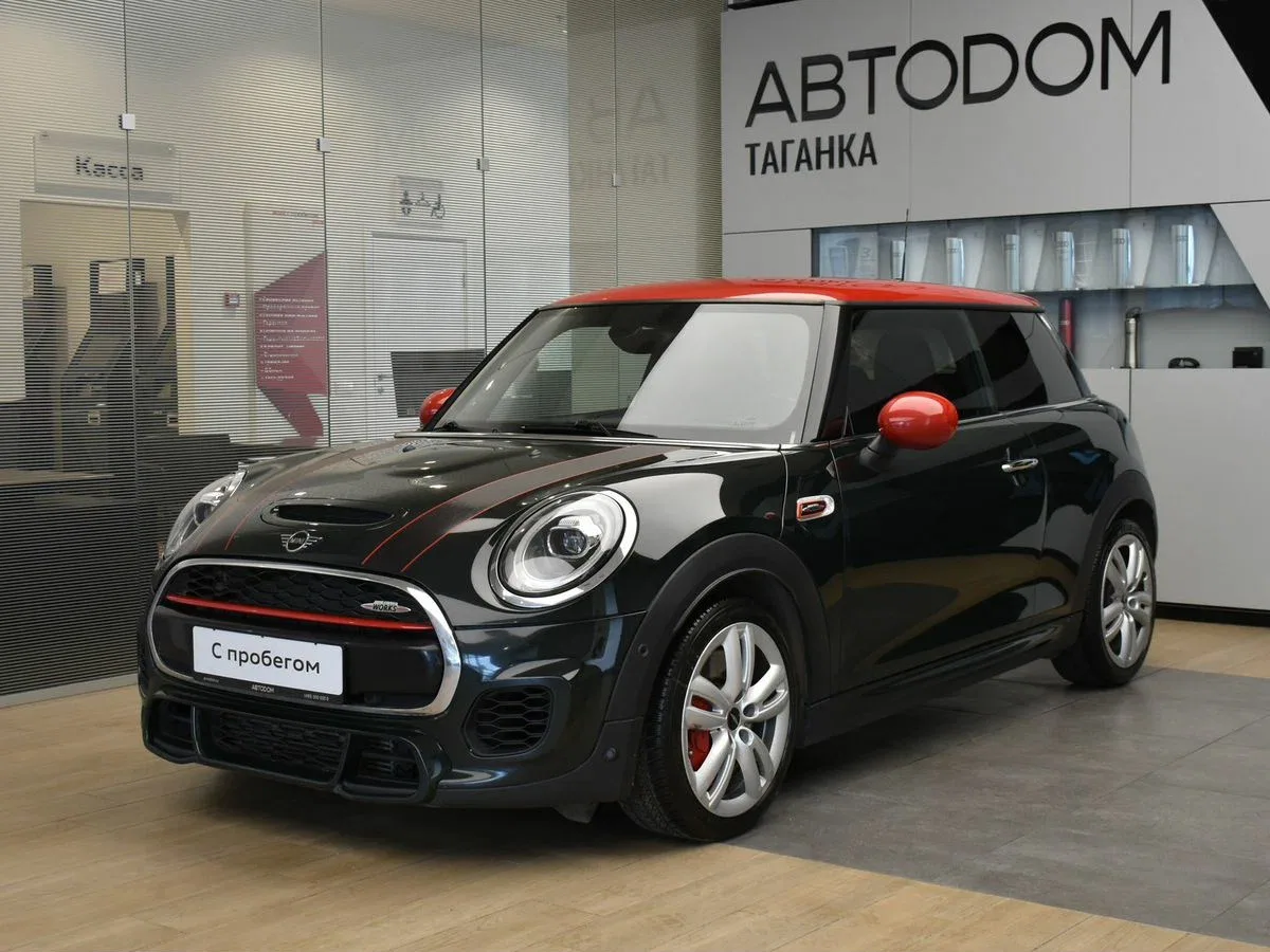 Mini Hatch III (F55/F56) Рестайлинг