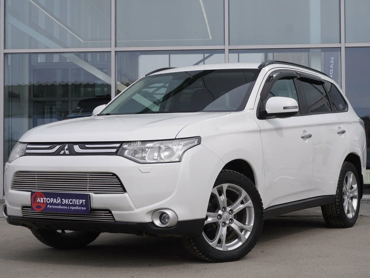 Mitsubishi Outlander III