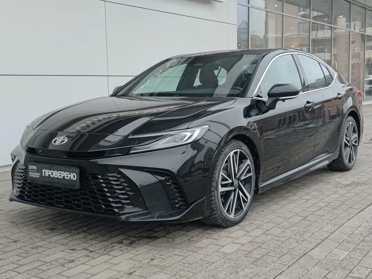 Toyota Camry IX (XV80) China Market