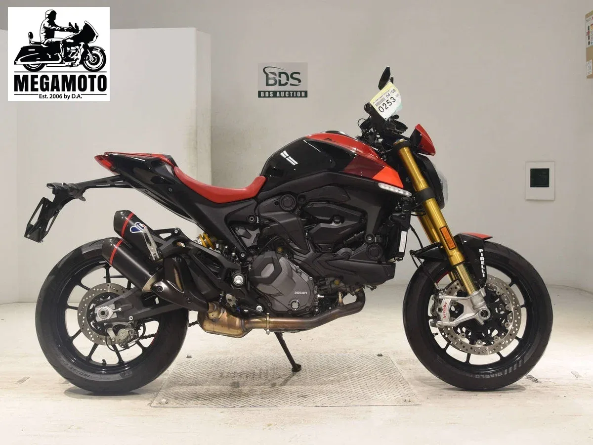 Ducati Monster 937