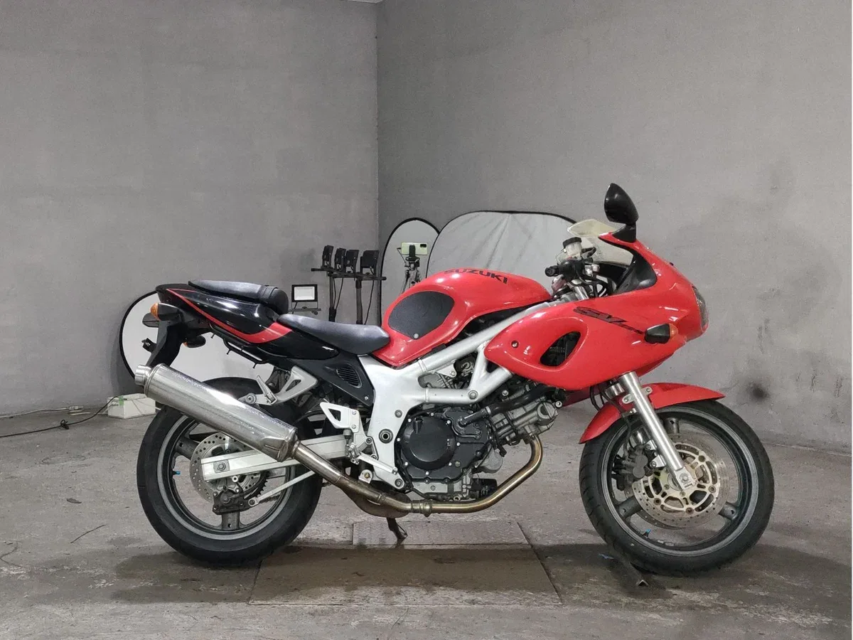 Suzuki SV 400