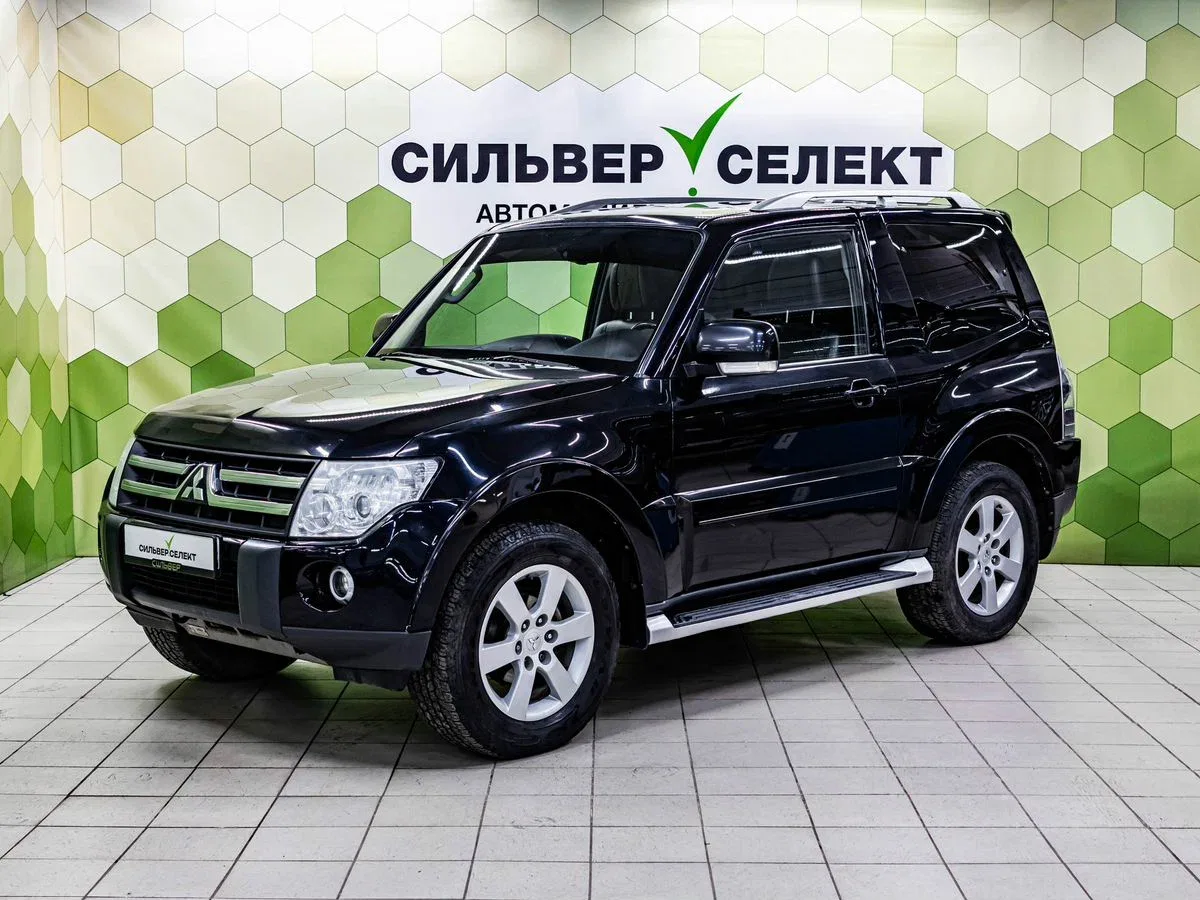 Mitsubishi Pajero IV