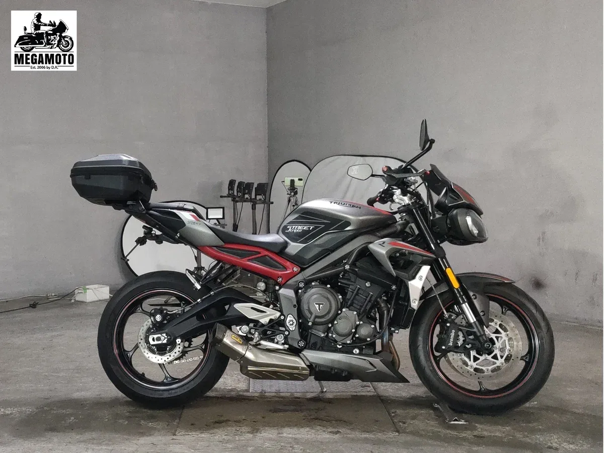 Triumph Street Triple