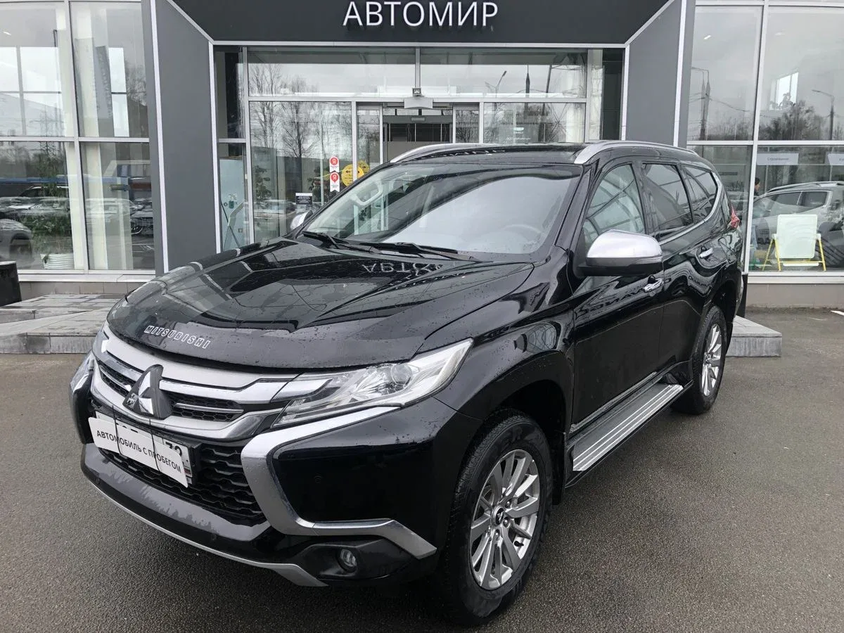 Mitsubishi Pajero Sport III