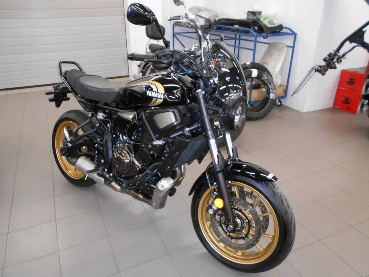 Yamaha XSR700