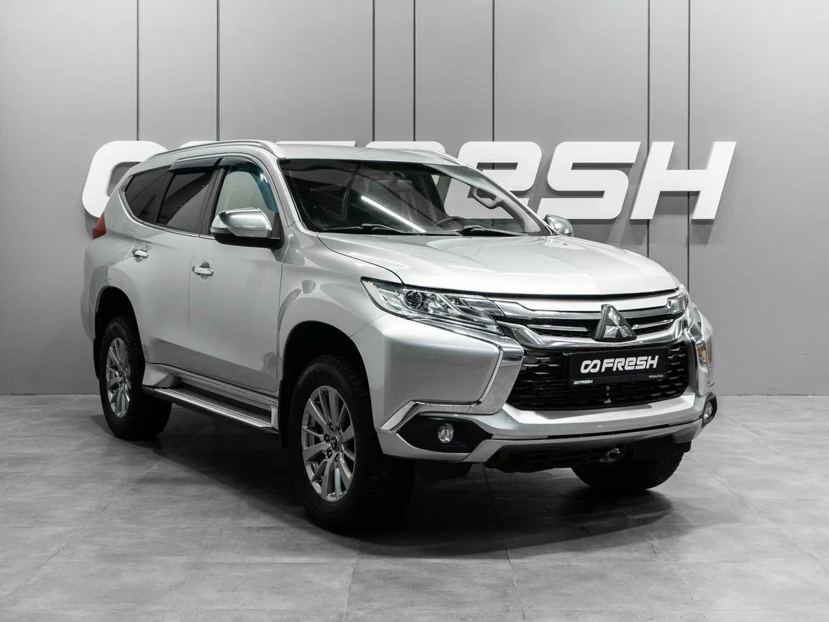 Mitsubishi Pajero Sport III