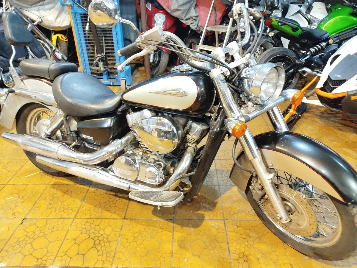 Honda Shadow 750