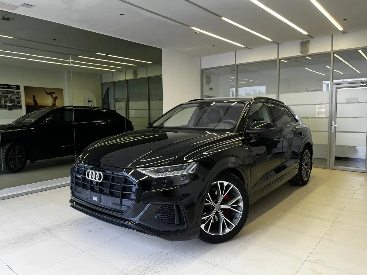 Audi Q8 I (4M)