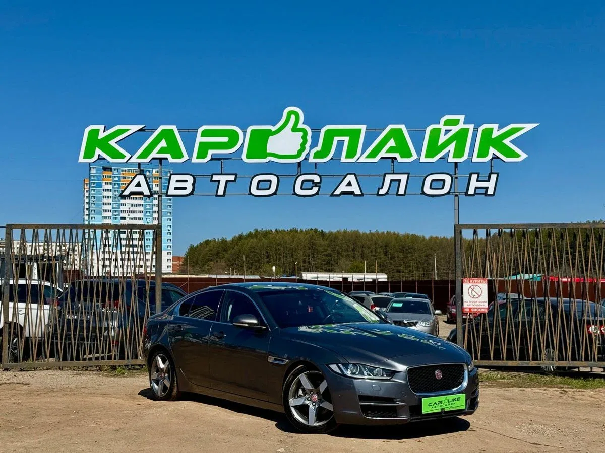 Jaguar XE I