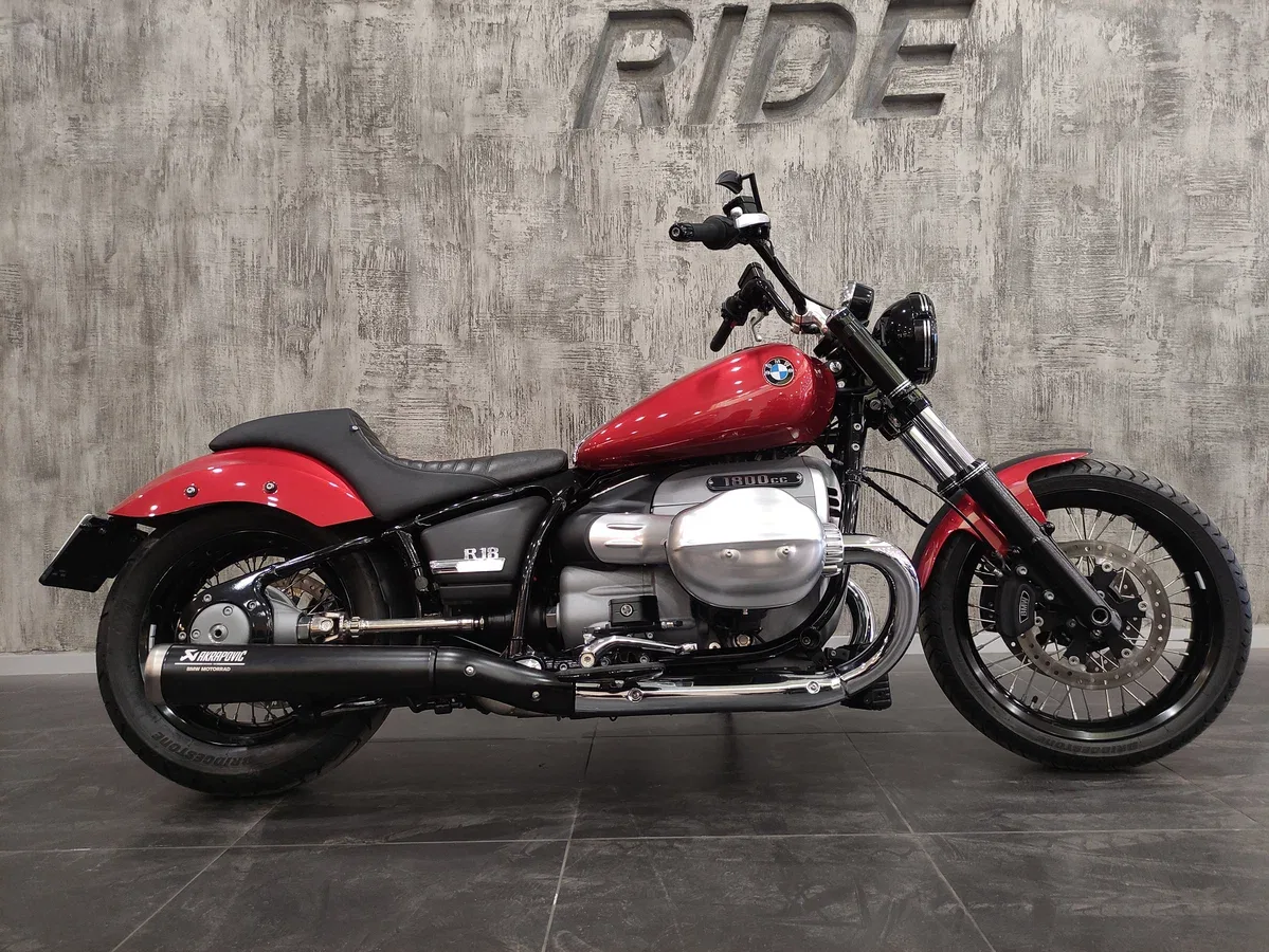 BMW R18