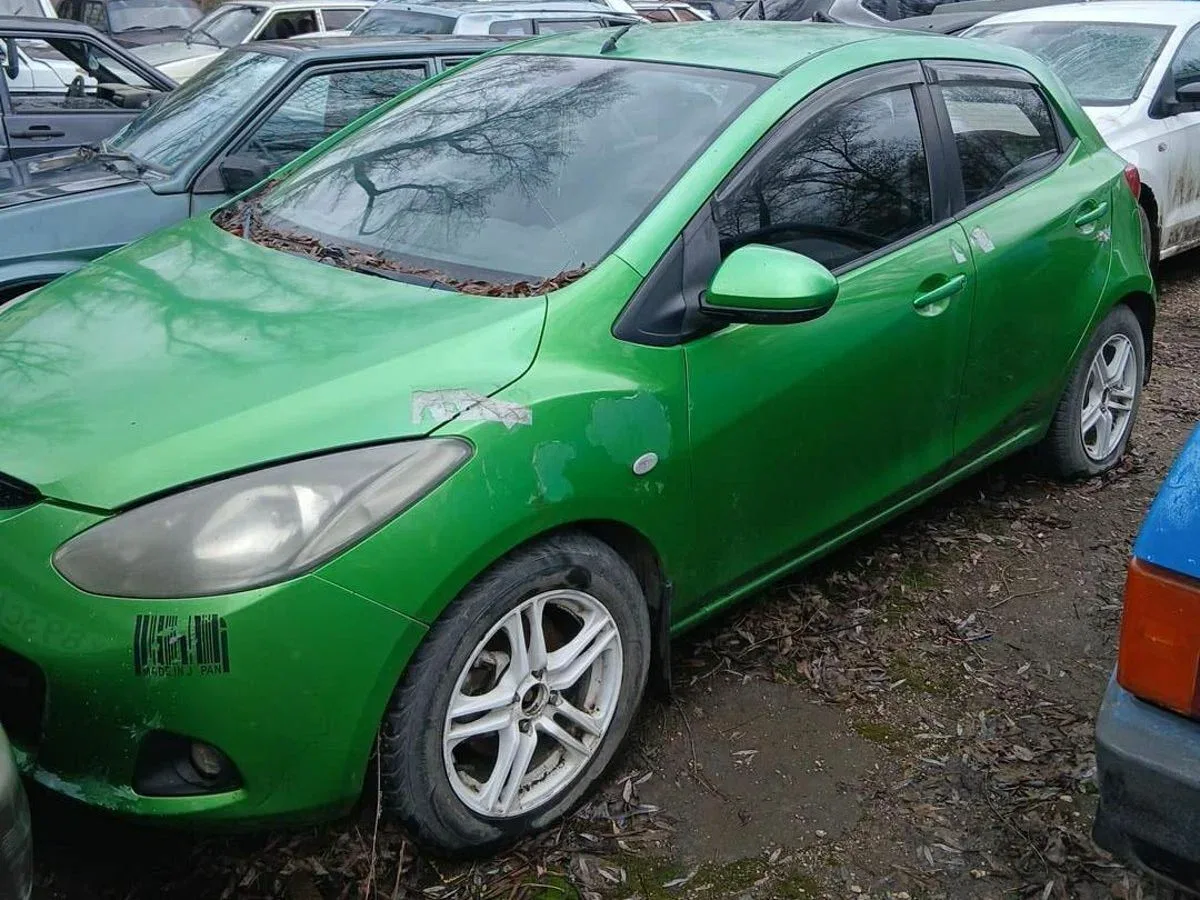 Mazda 2 II (DE)
