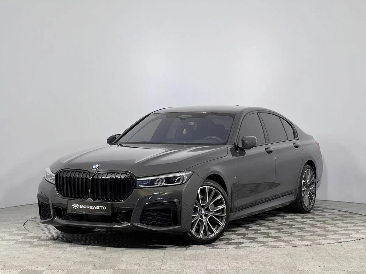 BMW 7 серии VI (G11/G12) Рестайлинг