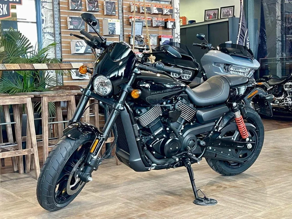 Harley-Davidson Street Rod