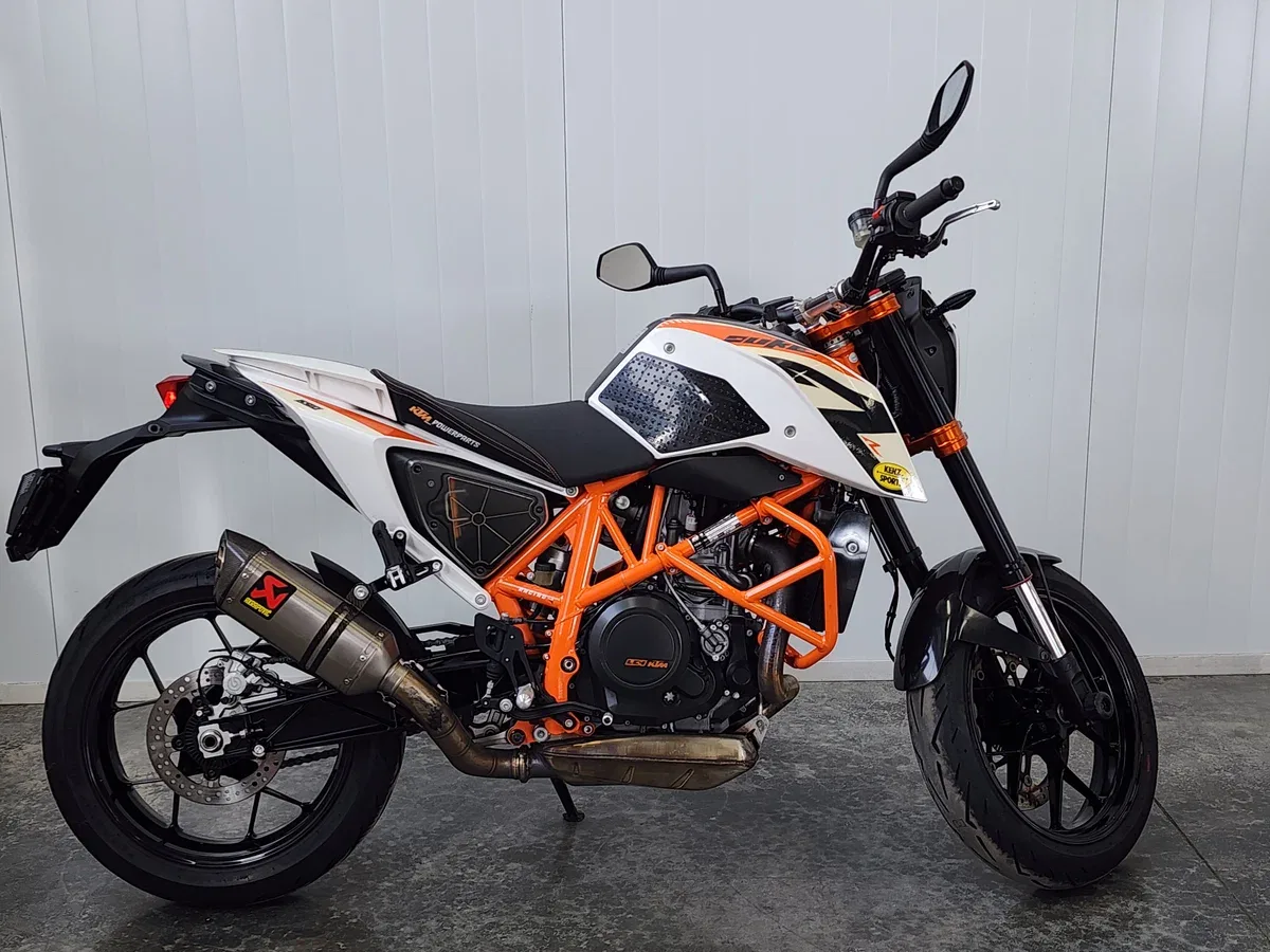 KTM AG 690 Duke R