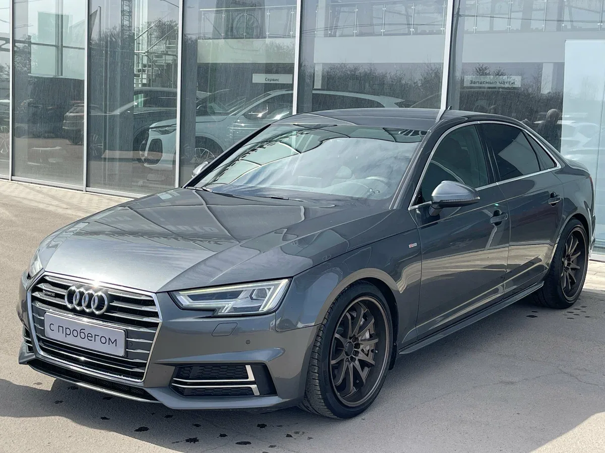 Audi A4 V (B9)