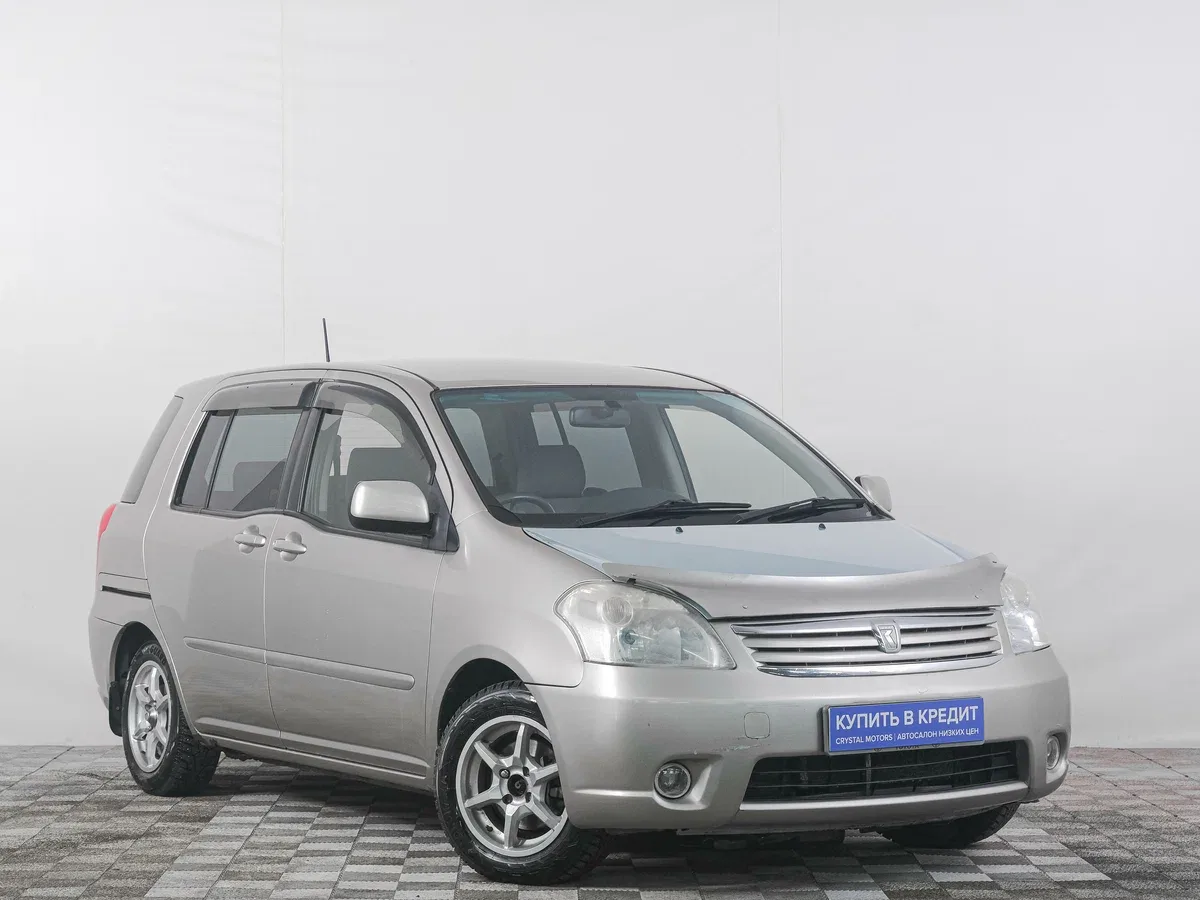 Toyota Raum II