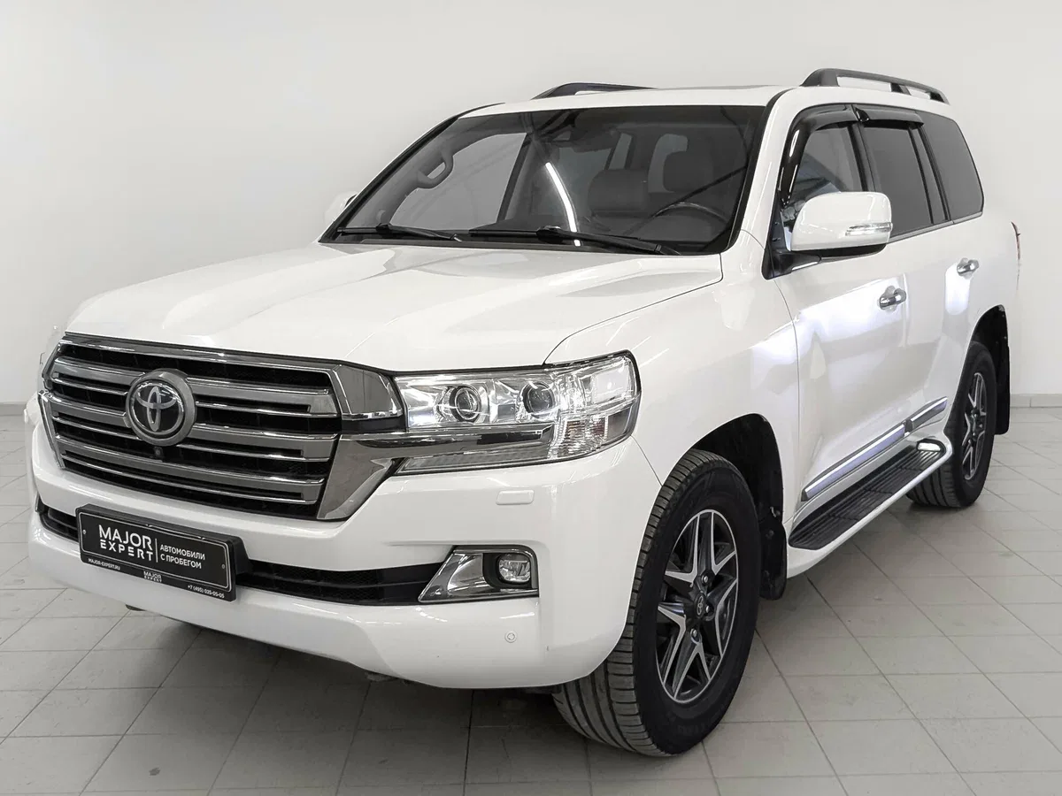 Toyota Land Cruiser 200 Series Рестайлинг 2