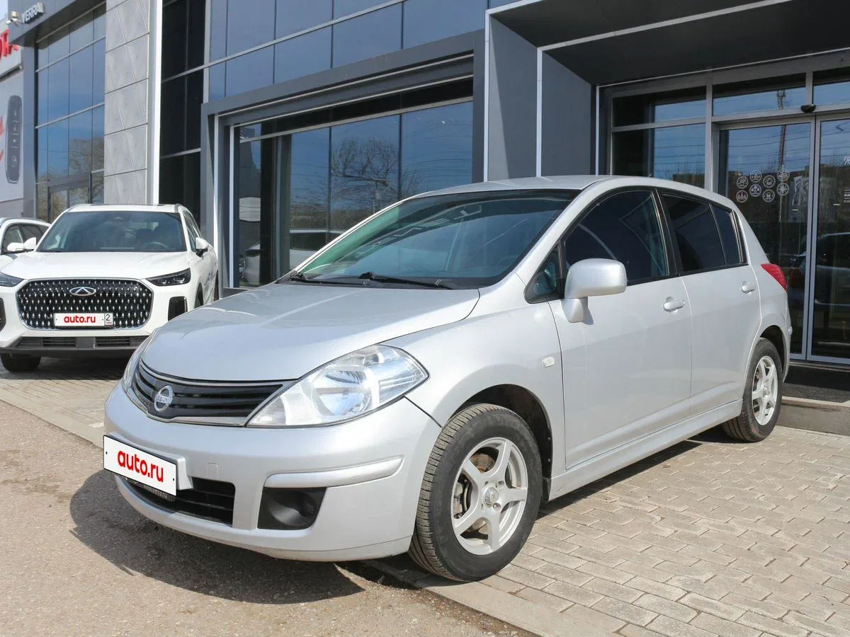 Nissan Tiida I Рестайлинг