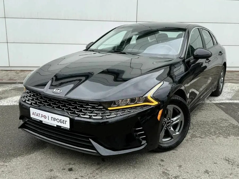 Kia K5 III