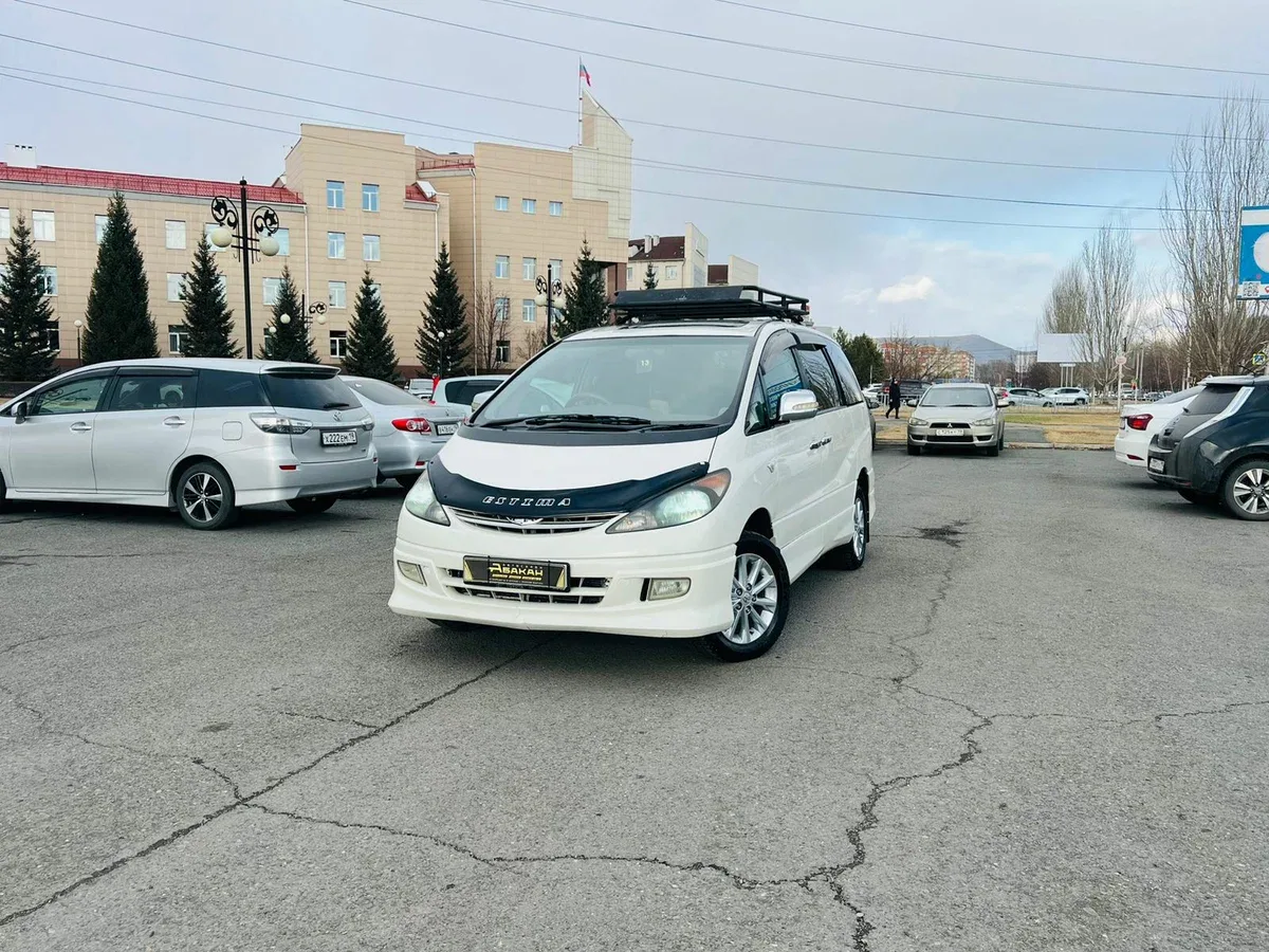 Toyota Estima II