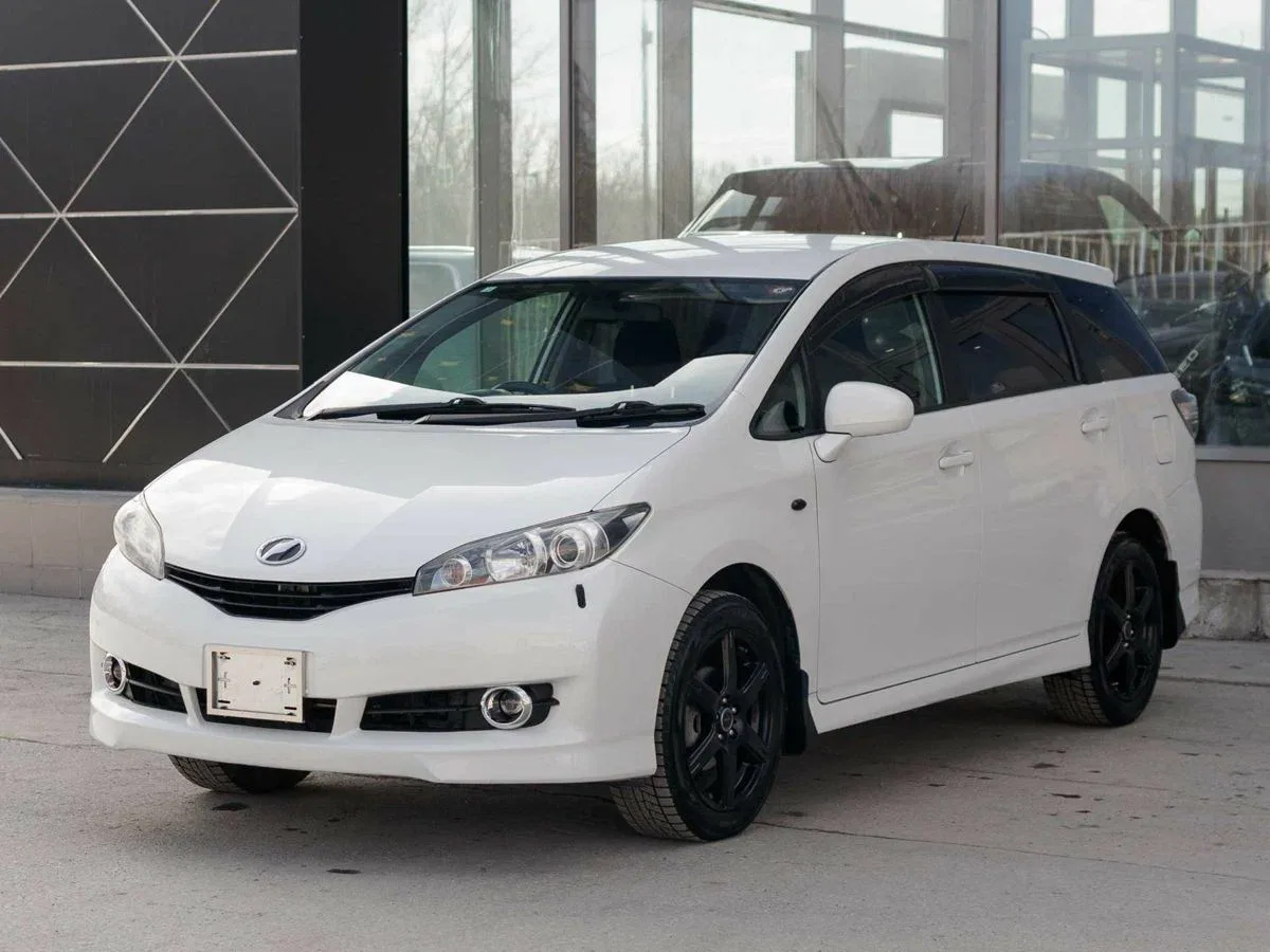 Toyota Wish II Рестайлинг