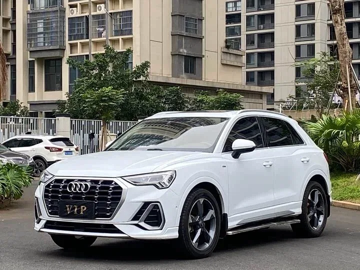 Audi Q3 II (F3)