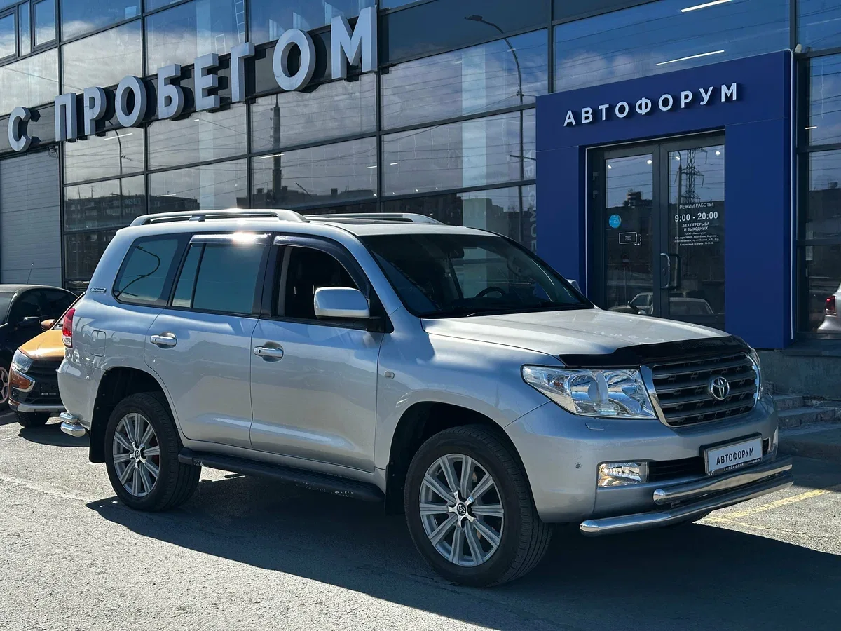 Toyota Land Cruiser 200 Series