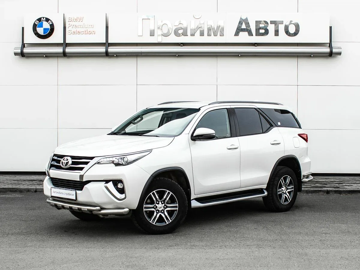 Toyota Fortuner II