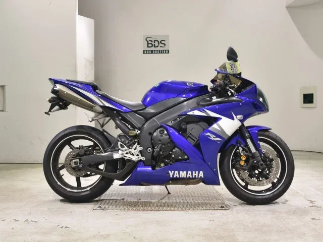 Yamaha YZF-R1