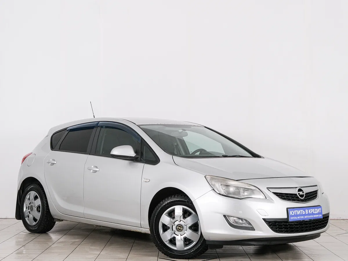 Opel Astra J