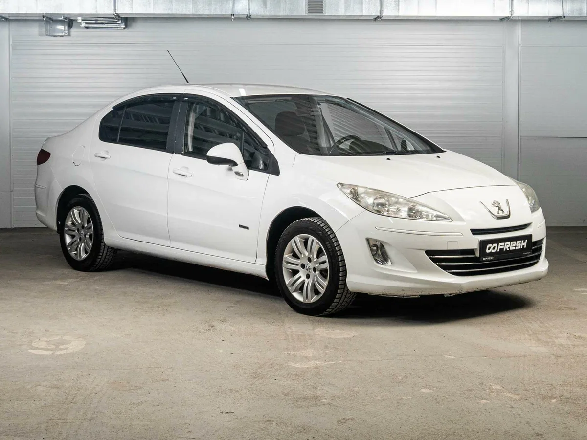 Peugeot 408 I