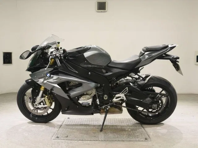 BMW S 1000 RR