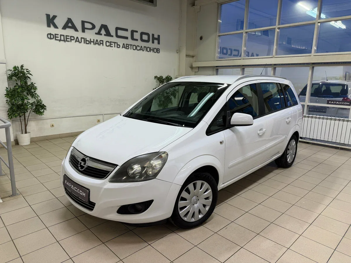Opel Zafira B Рестайлинг