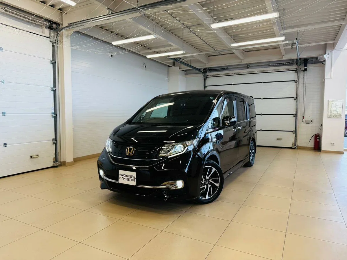 Honda Stepwgn V
