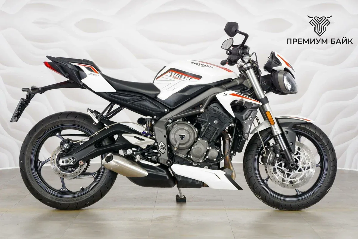 Triumph Street Triple
