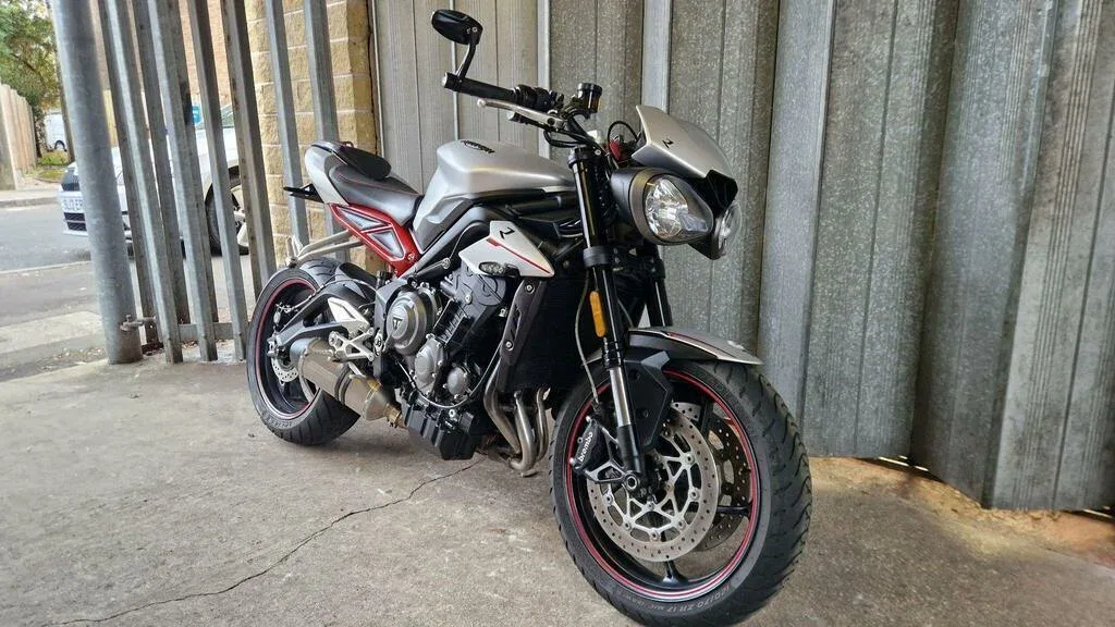 Triumph Street Triple