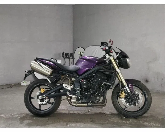 Triumph Street Triple