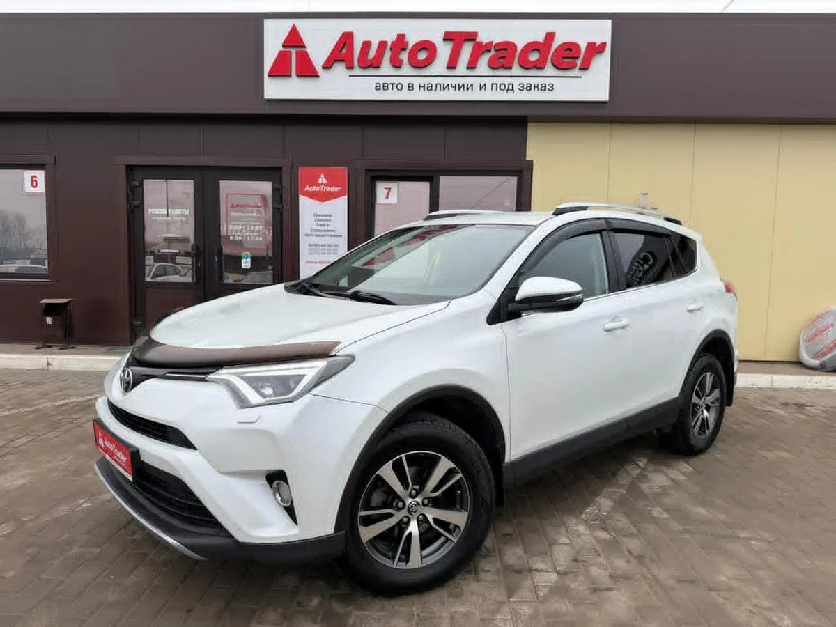Toyota RAV4 IV (XA40) Рестайлинг