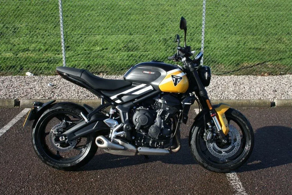 Triumph Trident 660
