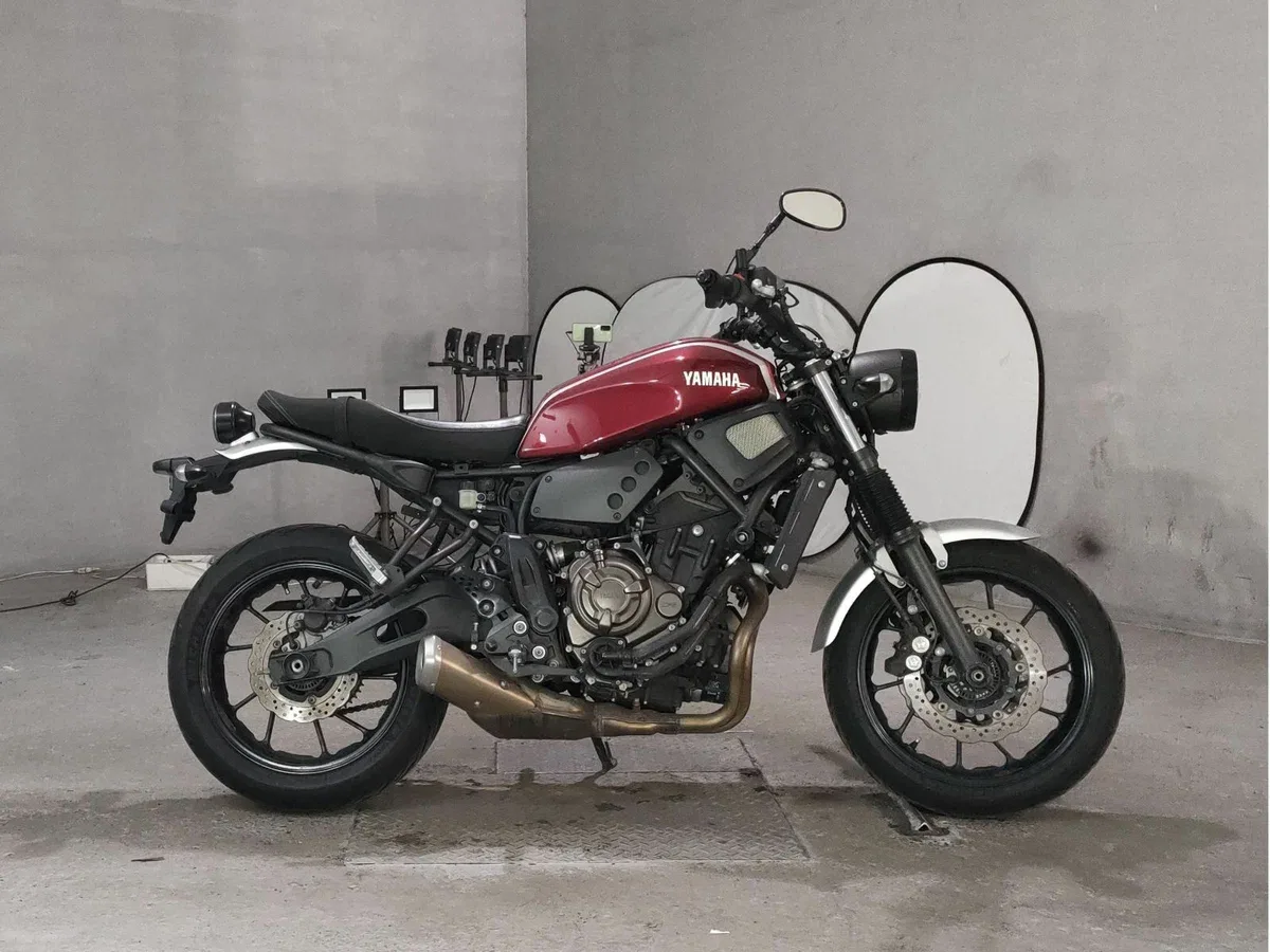 Yamaha XSR700