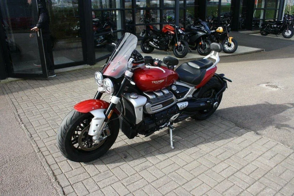 Triumph Rocket III