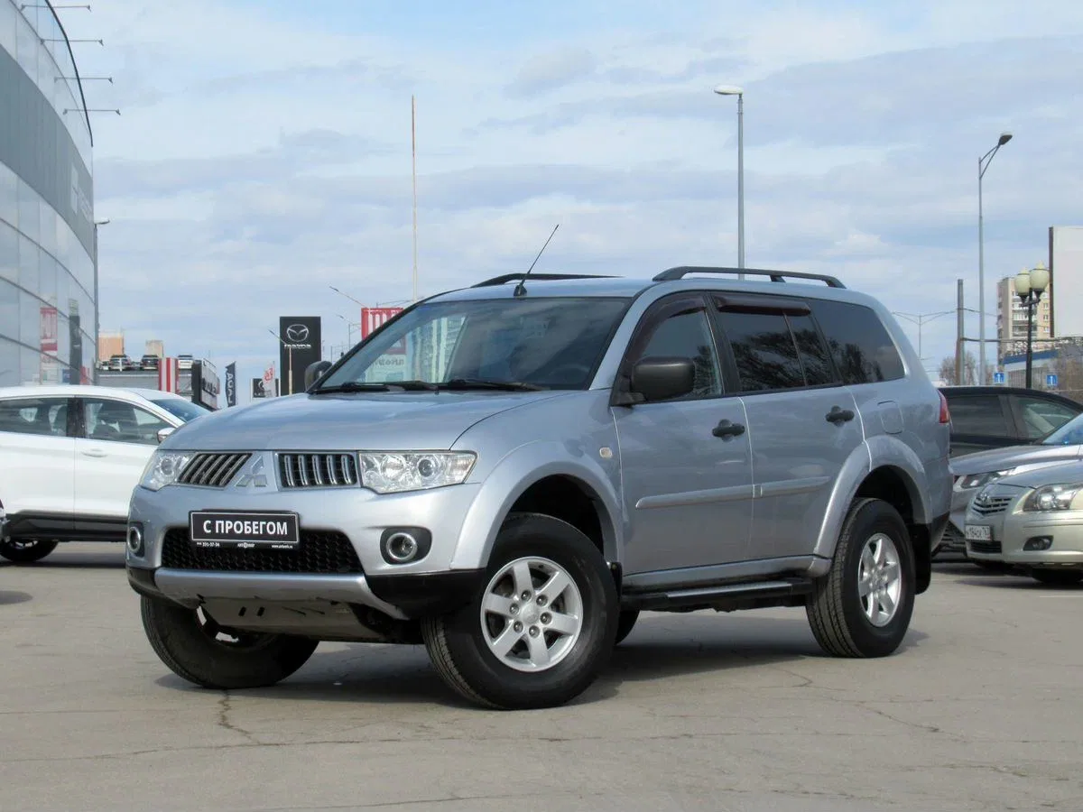 Mitsubishi Pajero Sport II