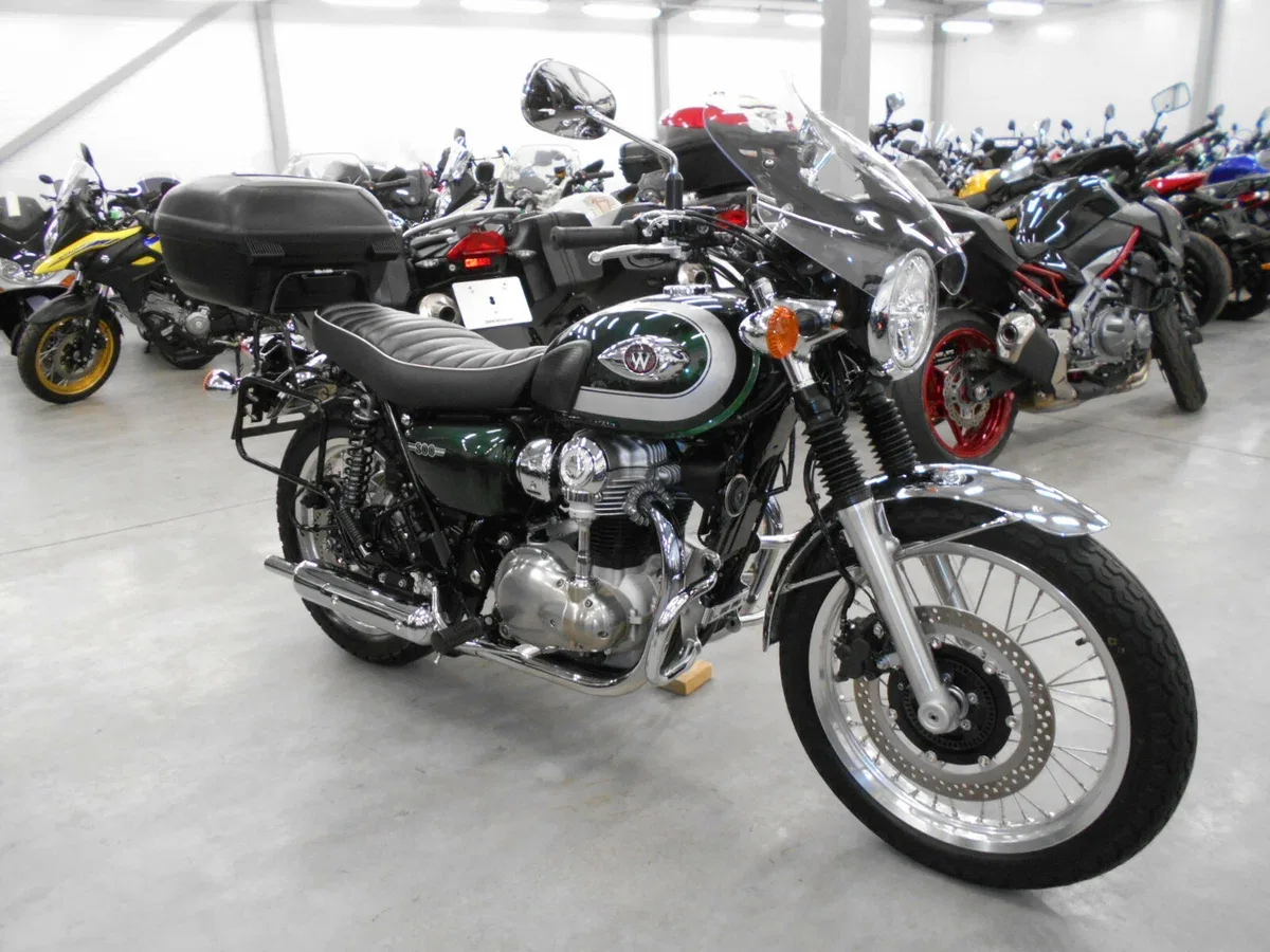 Kawasaki W800