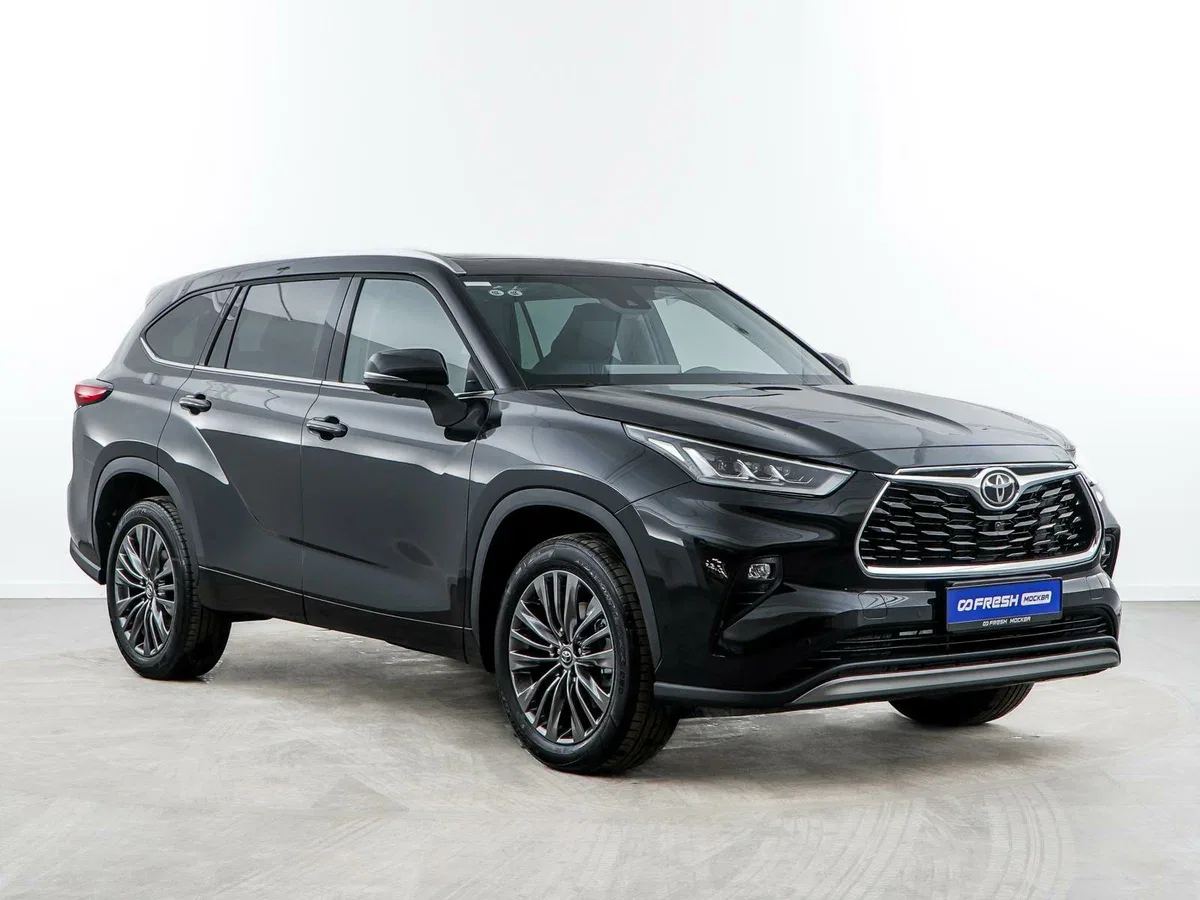 Toyota Highlander IV (U70)