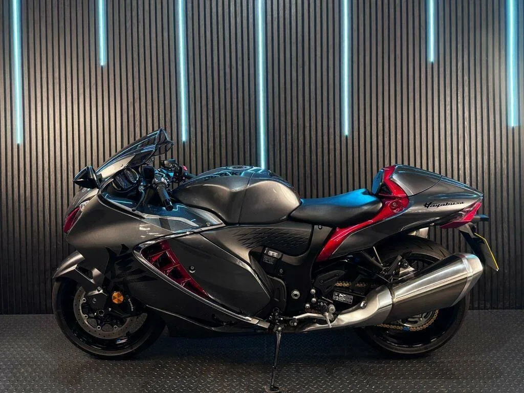 Suzuki GSX1300R Hayabusa