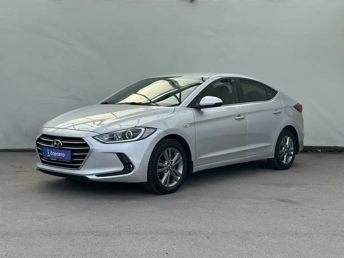 Hyundai Elantra VI (AD)