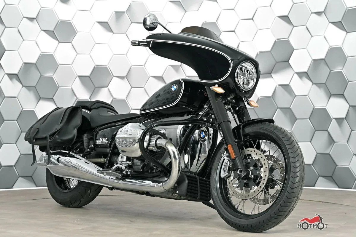 BMW R18