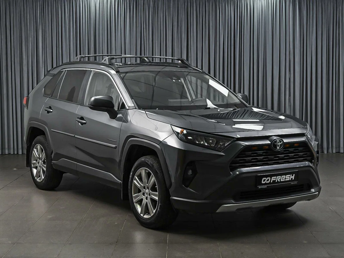 Toyota RAV4 V (XA50)
