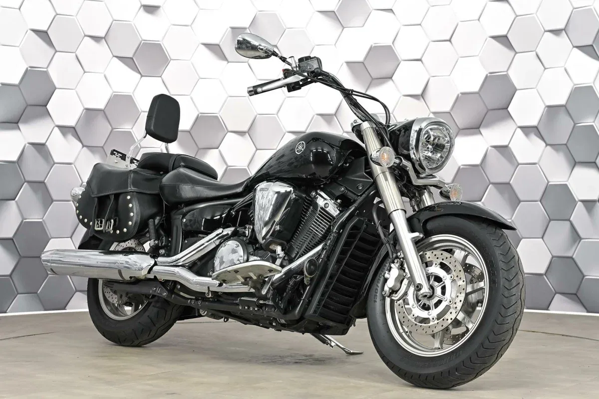 Yamaha XVS1300